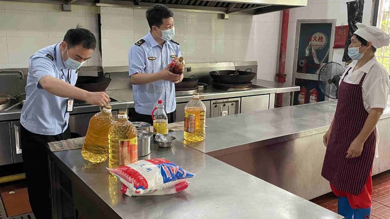 零食批发货源：揭秘低价背后的真相