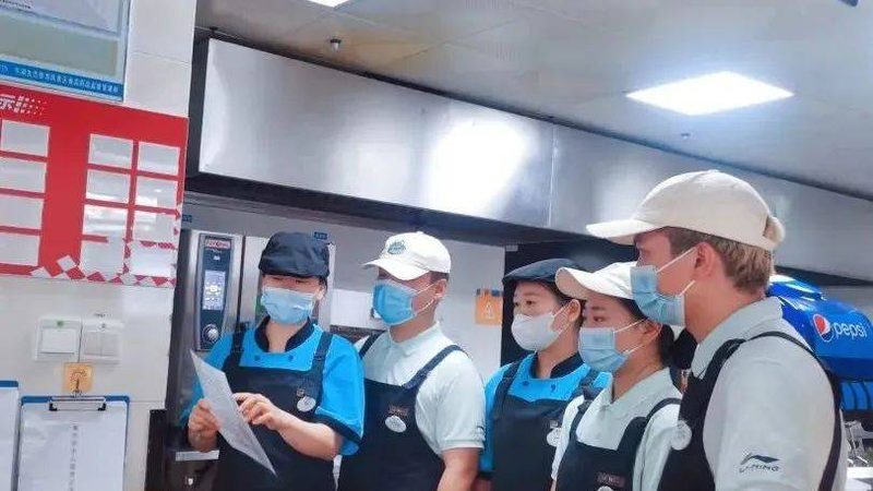 餐饮供应链代理售后服务标准：保障食品安全的关键一环**
